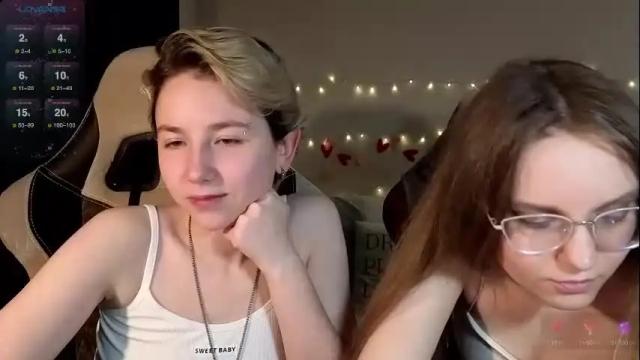 Image 12 of velvetvalkyries Stream on Chaturbate on 1 month ago