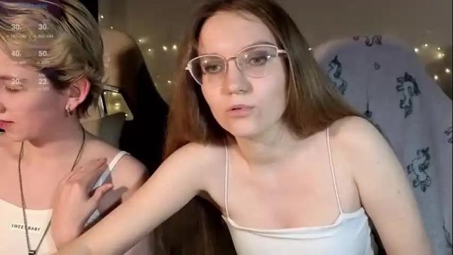 Image 2 of velvetvalkyries Stream on Chaturbate on 1 month ago