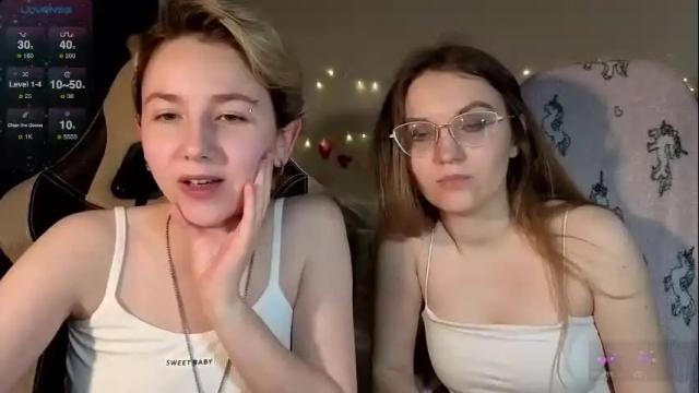 Image 7 of velvetvalkyries Stream on Chaturbate on 1 month ago