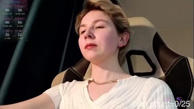 Image 11 of velvetvalkyries Stream on Chaturbate on 1 month ago