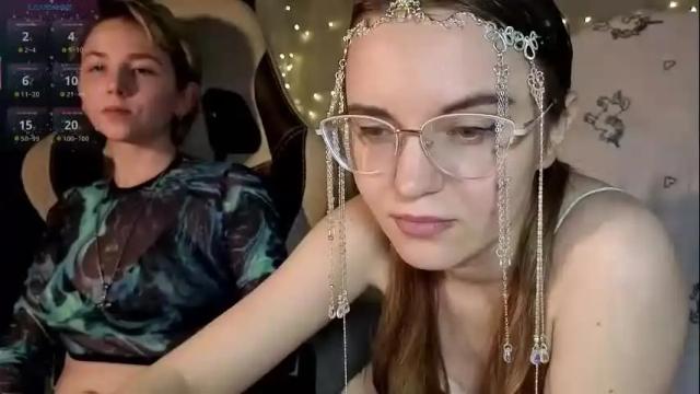 Image 8 of velvetvalkyries Stream on Chaturbate on 27 days ago