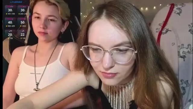 Image 7 of velvetvalkyries Stream on Chaturbate on 20 days ago