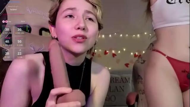 Image 3 of velvetvalkyries Stream on Chaturbate on 2 days ago