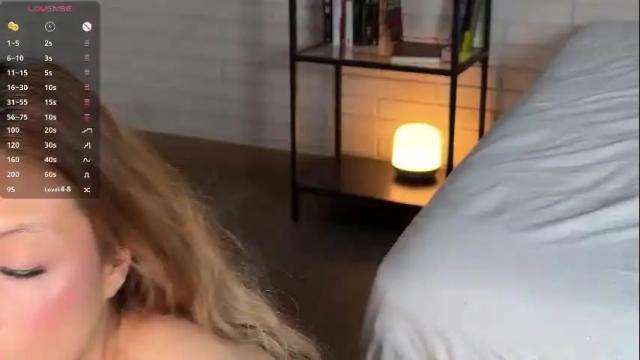 Image 10 of velvetwhispers_ Stream on Chaturbate on 18 days ago