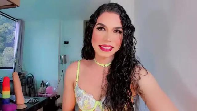 Image 4 of venecismarin Stream on Chaturbate on 14 months ago