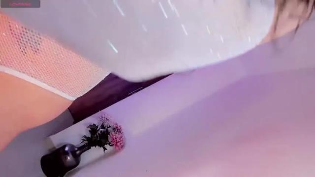 Image 8 of venecismarin Stream on Chaturbate on 14 months ago