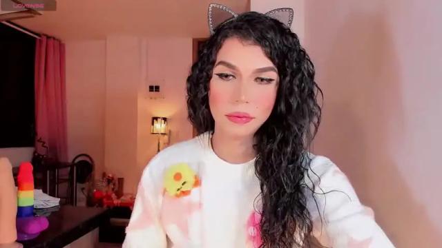 Image 11 of venecismarin Stream on Chaturbate on 14 months ago