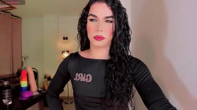 Image 3 of venecismarin Stream on Chaturbate on 14 months ago