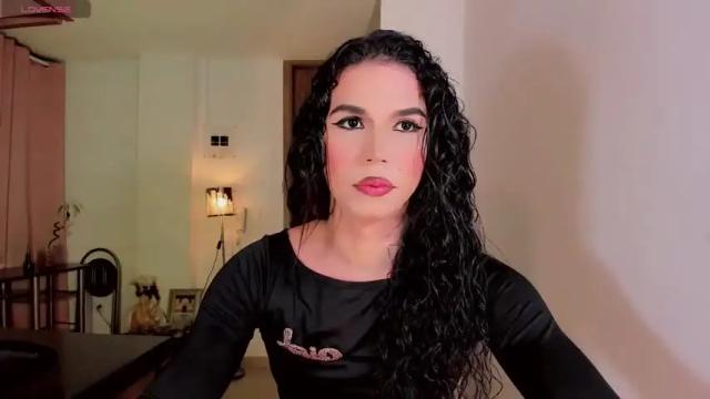 Image 11 of venecismarin Stream on Chaturbate on 13 months ago