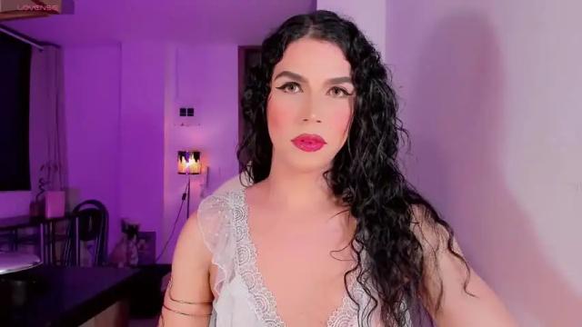 Image 3 of venecismarin Stream on Chaturbate on 13 months ago