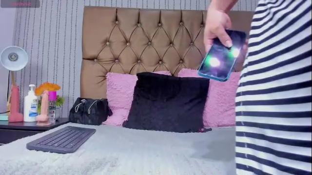 Image 10 of veneno_hot Stream on Chaturbate on 1 month ago