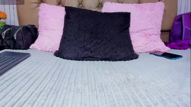 Image 11 of veneno_hot Stream on Chaturbate on 1 month ago