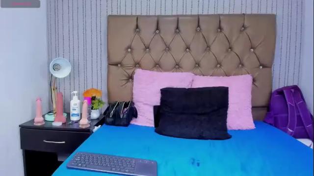 Image 12 of veneno_hot Stream on Chaturbate on 1 month ago