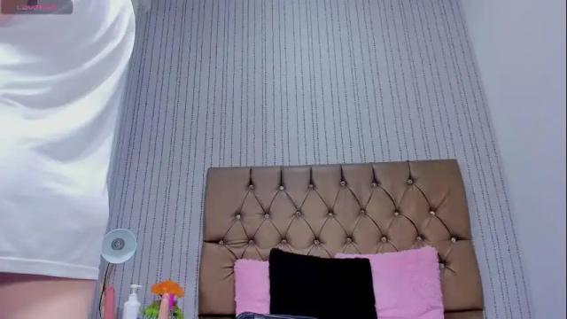Image 7 of veneno_hot Stream on Chaturbate on 26 days ago