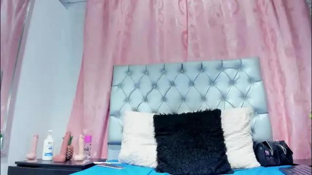 Image 4 of veneno_hot Stream on Chaturbate on 2 months ago