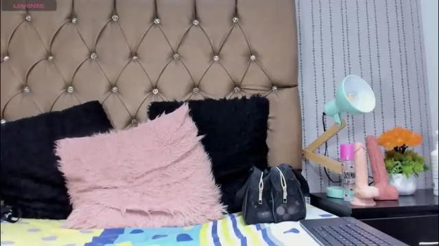 Image 12 of veneno_hot Stream on Chaturbate on 2 months ago