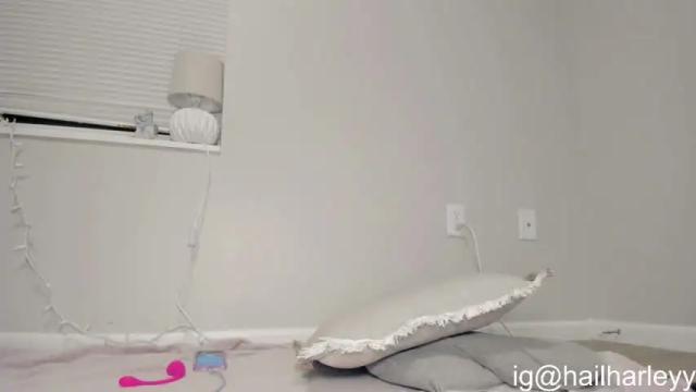 Image 11 of venicebtchh Stream on Chaturbate on 6 days ago