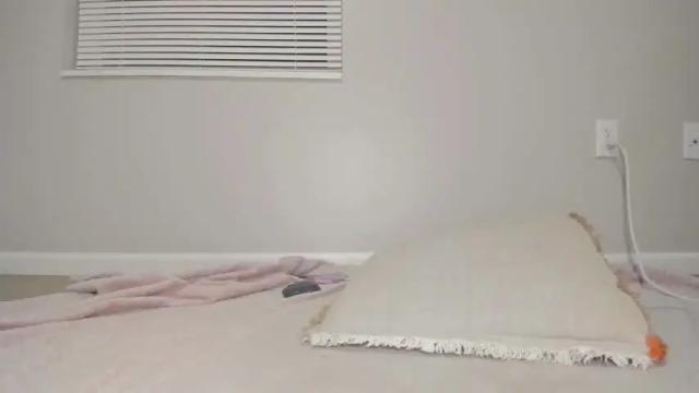 Image 2 of venicebtchh Stream on Chaturbate on 2 months ago