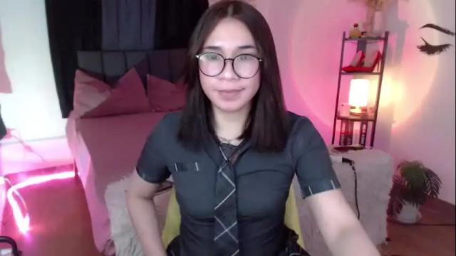 Image 2 of veniceseduction Stream on Chaturbate on 23 days ago