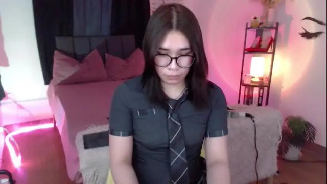 Image 4 of veniceseduction Stream on Chaturbate on 23 days ago