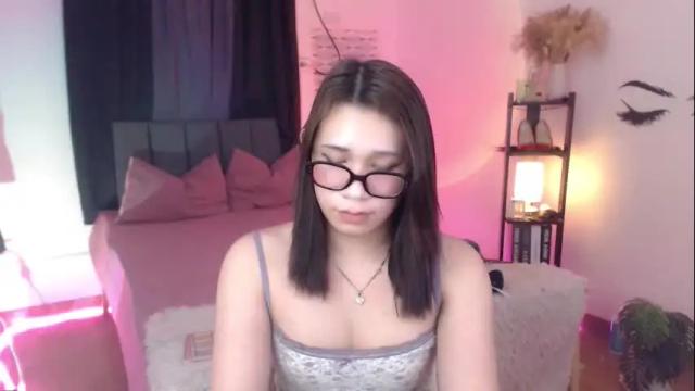 Image 4 of veniceseduction Stream on Chaturbate on 25 days ago