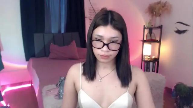 Image 6 of veniceseduction Stream on Chaturbate on 23 days ago