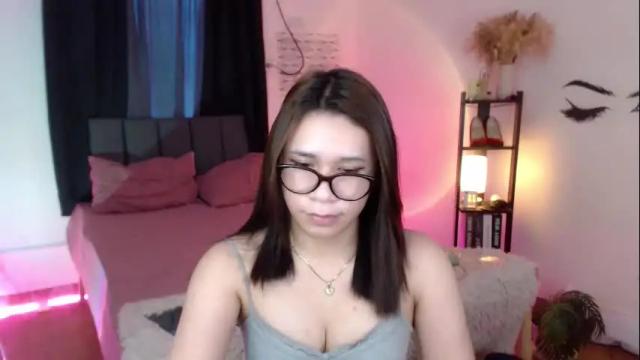 Image 12 of veniceseduction Stream on Chaturbate on 16 days ago