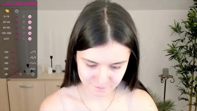 Image 2 of ventress_nightlite Stream on Chaturbate on 15 months ago