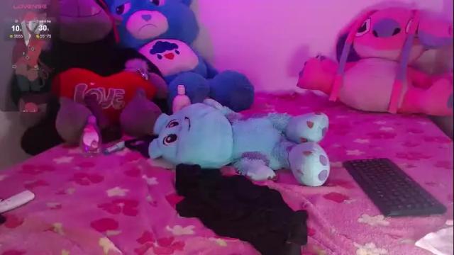 Image 10 of venus_26_ Stream on Chaturbate on 3 months ago