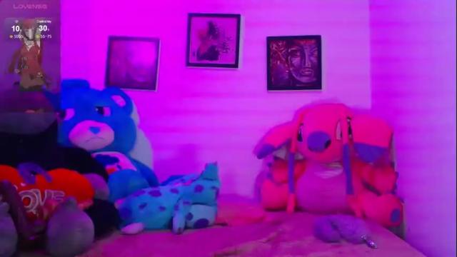 Image 10 of venus_26_ Stream on Chaturbate on 3 months ago