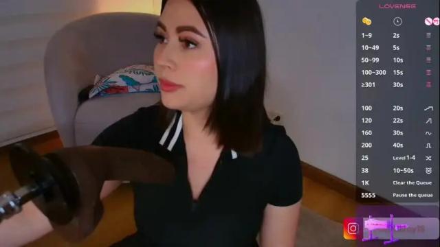 Image 2 of venus_leroy Stream on Chaturbate on 1 month ago
