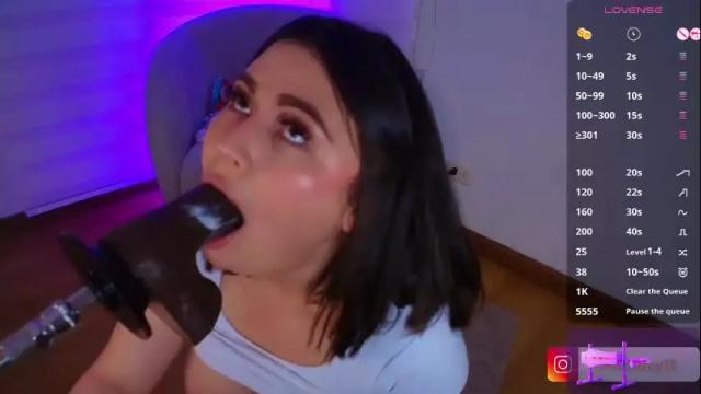 Image 11 of venus_leroy Stream on Chaturbate on 1 month ago