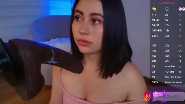 Image 10 of venus_leroy Stream on Chaturbate on 25 days ago