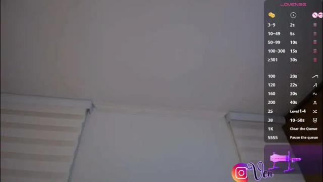 Image 8 of venus_leroy Stream on Chaturbate on 1 month ago