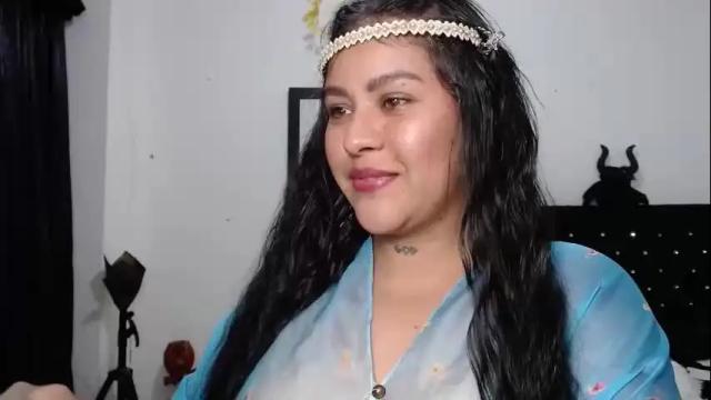Image 8 of venus_menoza Stream on Chaturbate on 1 month ago