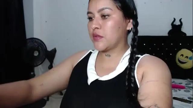 Image 3 of venus_menoza Stream on Chaturbate on 20 days ago