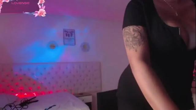 Image 7 of venus_serenity_ Stream on Chaturbate on 1 month ago