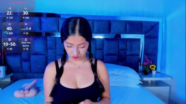 Image 2 of venus_velez Stream on Chaturbate on 13 days ago