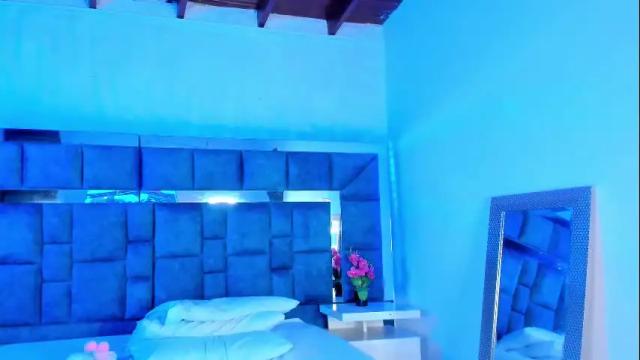 Image 2 of venus_velez Stream on Chaturbate on 8 days ago