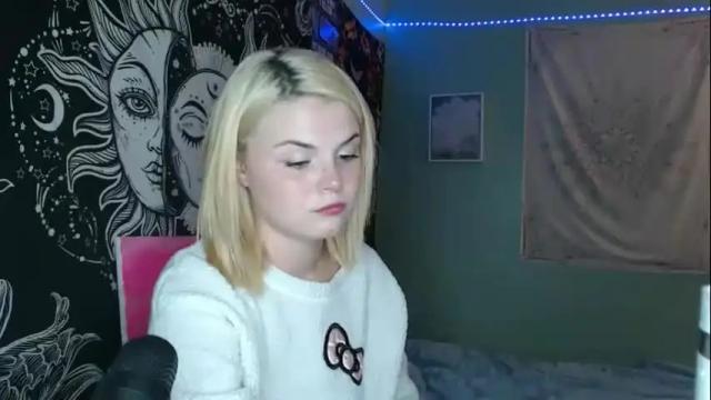 Image 10 of venusastar Stream on Chaturbate on 3 months ago