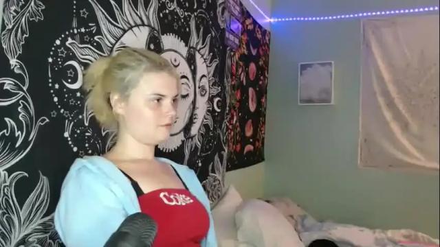 Image 12 of venusastar Stream on Chaturbate on 3 months ago