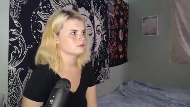 Image 12 of venusastar Stream on Chaturbate on 2 months ago