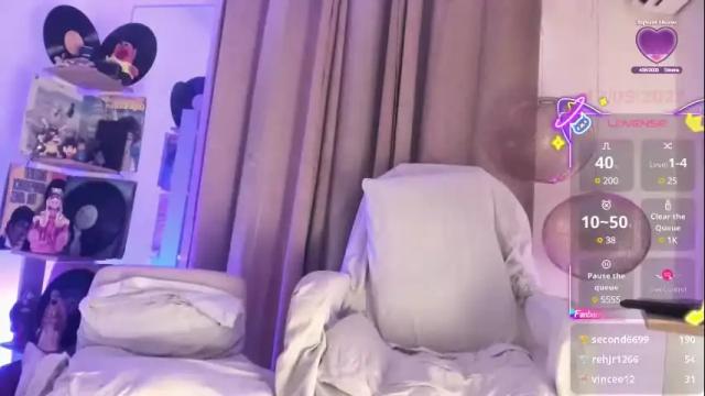 Image 12 of venuslusty Stream on Chaturbate on 1 month ago