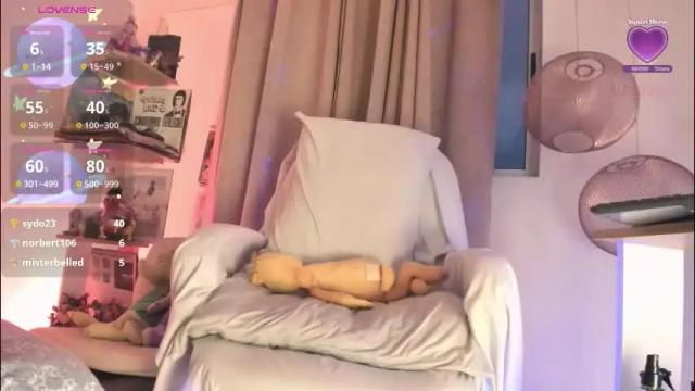 Image 2 of venuslusty Stream on Chaturbate on 24 days ago