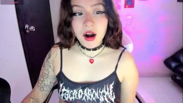 Image 2 of venussx_x Stream on Chaturbate on 1 month ago