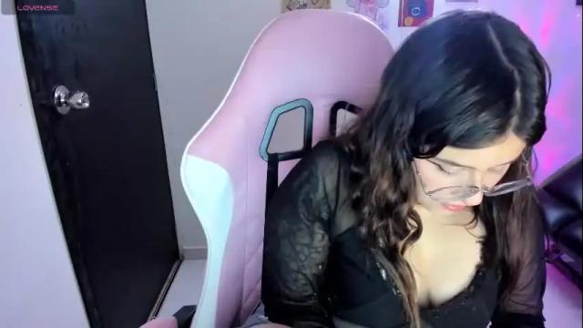 Image 10 of venussx_x Stream on Chaturbate on 1 month ago