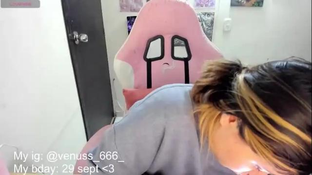 Image 7 of venussx_x Stream on Chaturbate on 1 month ago