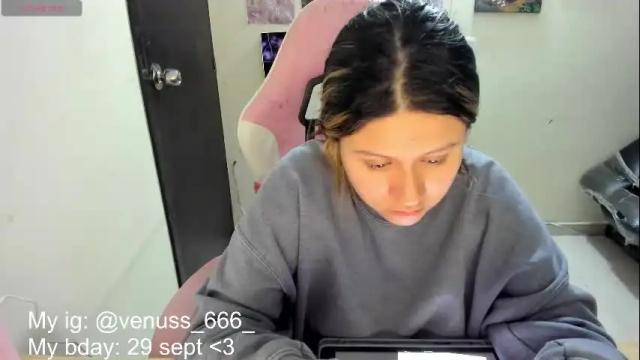 Thumbnail 3, venussx_x's Stream at Chaturbate, 1 month ago