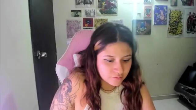 Image 10 of venussx_x Stream on Chaturbate on 3 days ago