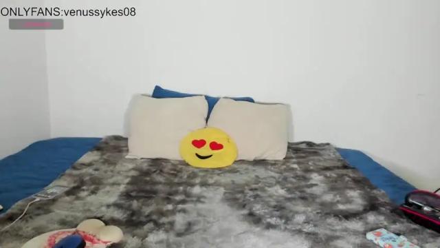 Image 6 of venussykescooper Stream on Chaturbate on 16 months ago